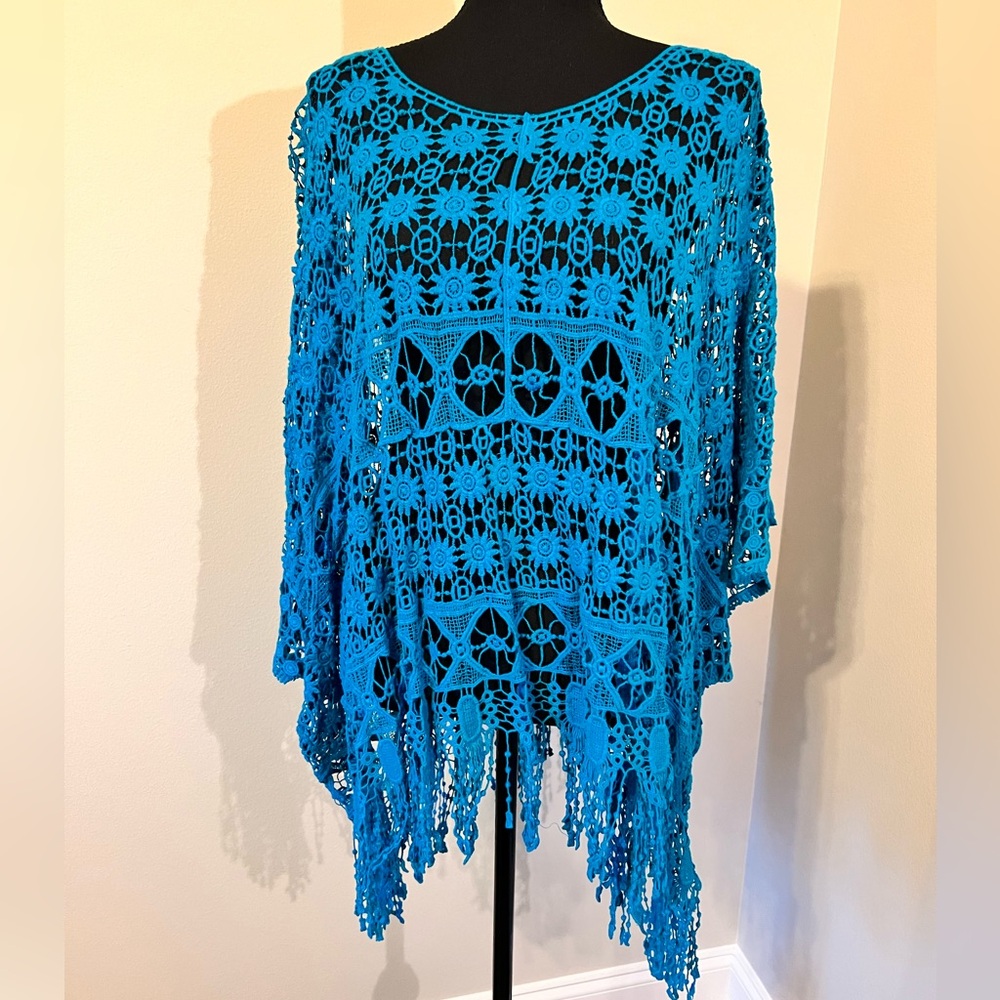 Urban Mangoz Crochet Fringe Top - New with tags